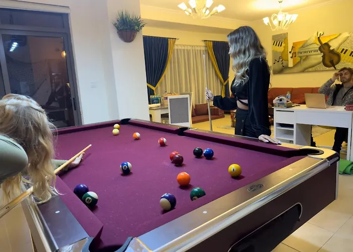 Route 66 BeachHostel